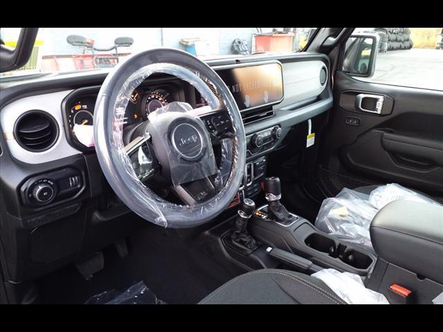 new 2025 Jeep Wrangler car, priced at $38,455