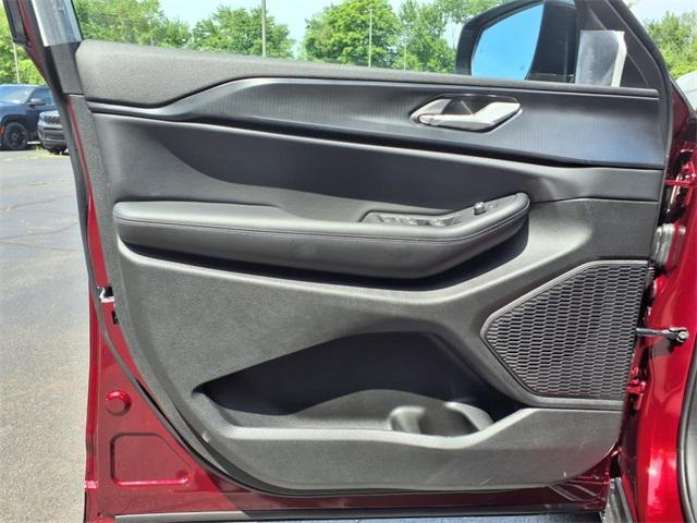 new 2025 Jeep Grand Cherokee L car, priced at $43,339