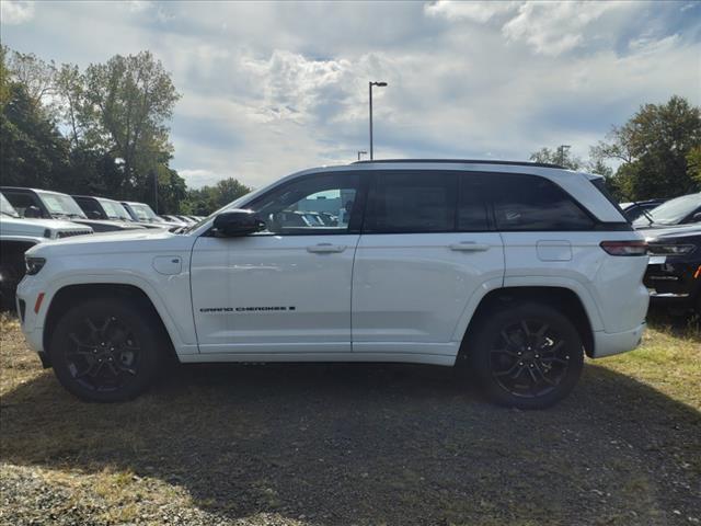 new 2024 Jeep Grand Cherokee car, priced at $53,342