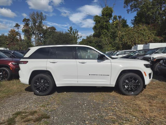 new 2024 Jeep Grand Cherokee car, priced at $53,342