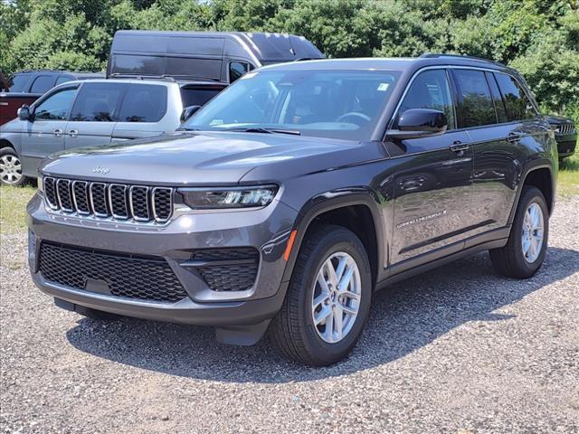 new 2023 Jeep Grand Cherokee car, priced at $40,432