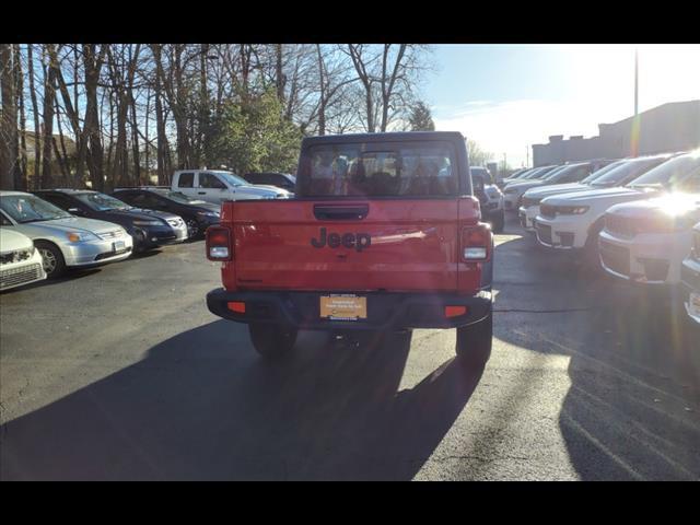 used 2023 Jeep Gladiator car, priced at $33,794