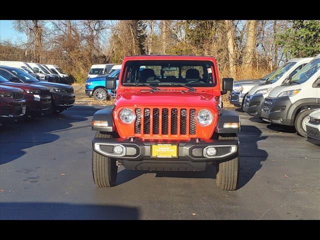 used 2023 Jeep Gladiator car, priced at $33,794