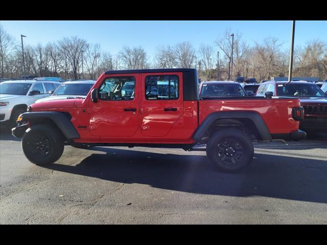 used 2023 Jeep Gladiator car, priced at $33,794