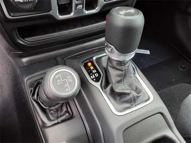 new 2025 Jeep Wrangler car, priced at $51,380