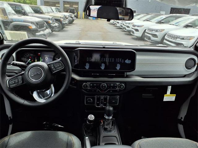 new 2025 Jeep Wrangler car, priced at $51,380