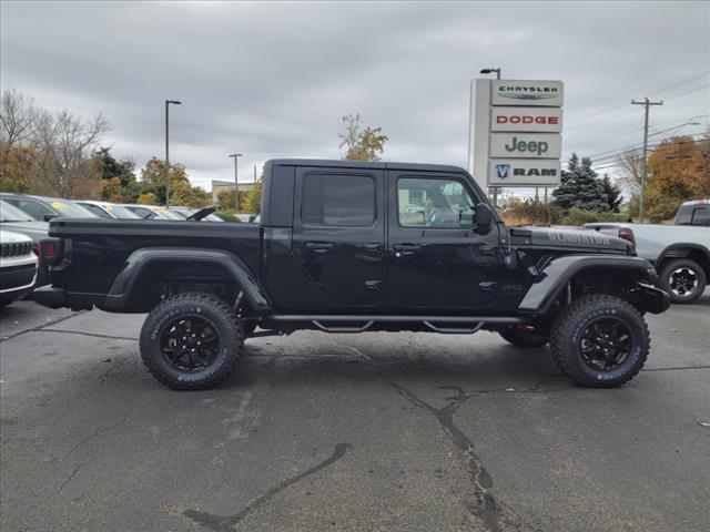 used 2022 Jeep Gladiator car, priced at $35,547