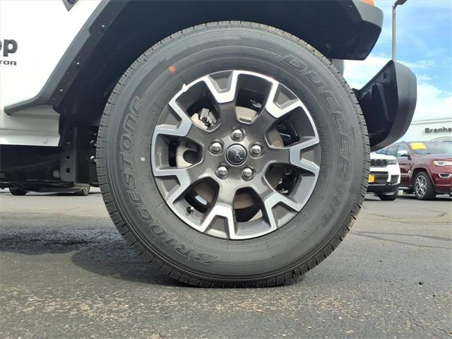 new 2025 Jeep Gladiator car, priced at $45,454