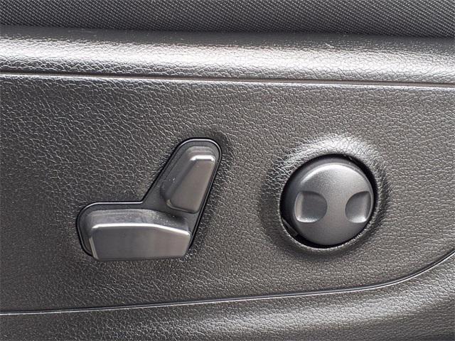 used 2024 Ram 1500 car, priced at $46,386