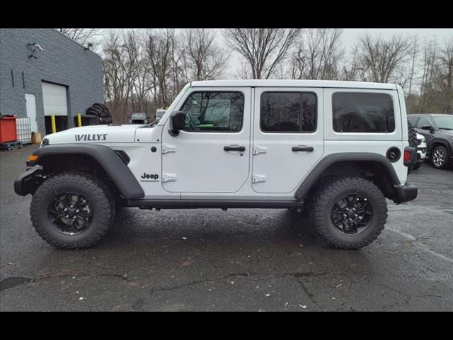 new 2025 Jeep Wrangler car, priced at $46,213