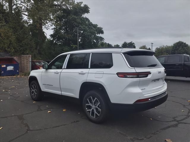 new 2024 Jeep Grand Cherokee L car, priced at $47,394