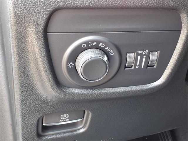 new 2025 Jeep Grand Cherokee L car, priced at $46,098