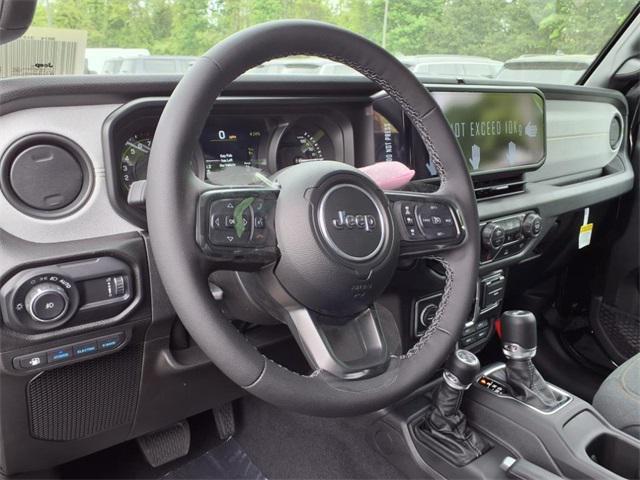 new 2025 Jeep Wrangler car, priced at $55,669