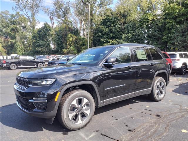 new 2024 Jeep Grand Cherokee car, priced at $50,552