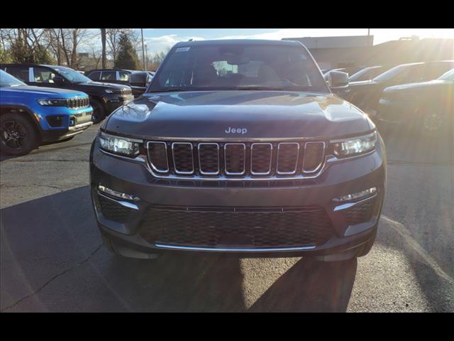 new 2024 Jeep Grand Cherokee car, priced at $42,397