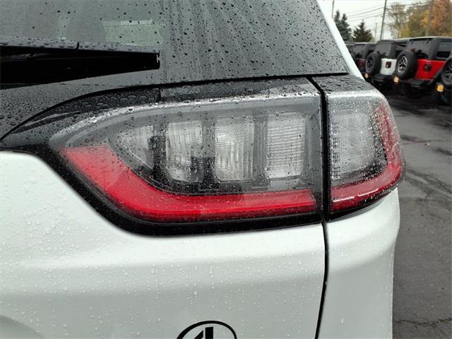 used 2022 Jeep Cherokee car, priced at $23,349