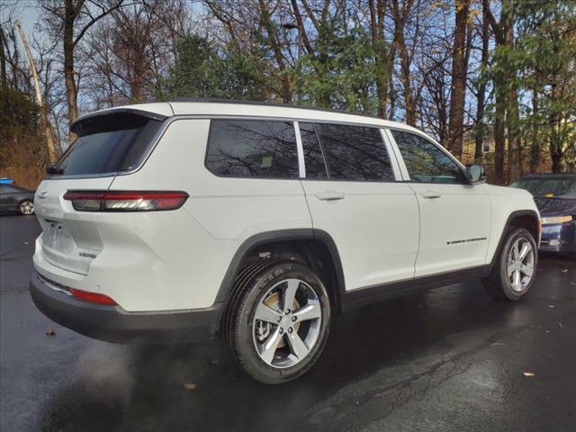 new 2024 Jeep Grand Cherokee L car, priced at $51,924