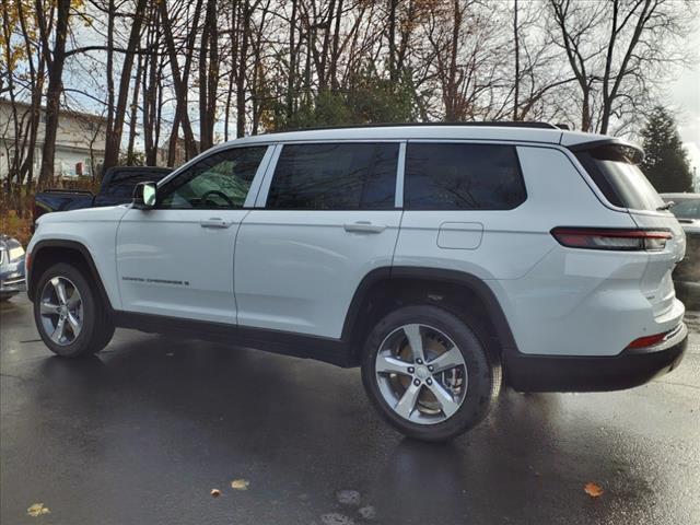 new 2024 Jeep Grand Cherokee L car, priced at $51,924