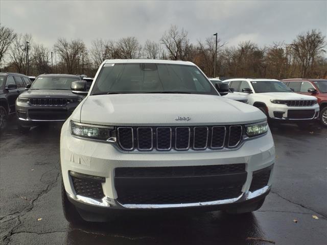 new 2024 Jeep Grand Cherokee L car, priced at $51,924