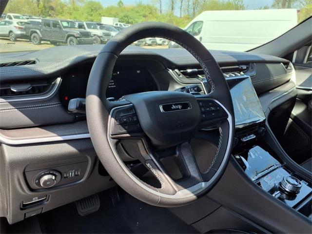 new 2025 Jeep Grand Cherokee car, priced at $41,431