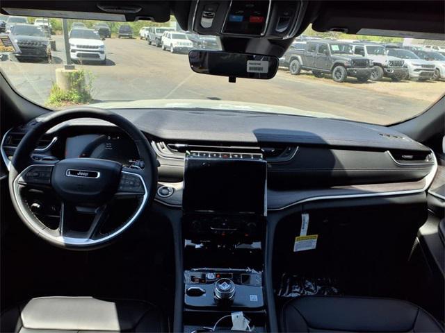 new 2025 Jeep Grand Cherokee car, priced at $41,431