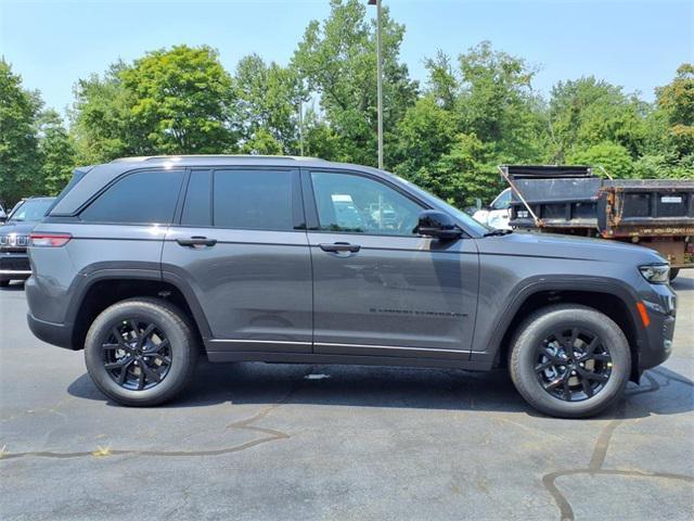new 2025 Jeep Grand Cherokee car, priced at $38,984