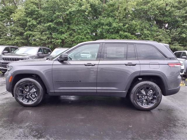 new 2025 Jeep Grand Cherokee car, priced at $39,710