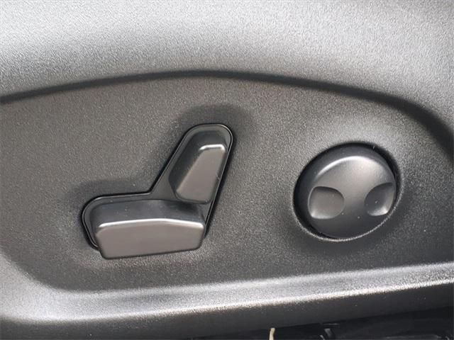 used 2023 Jeep Compass car, priced at $25,889