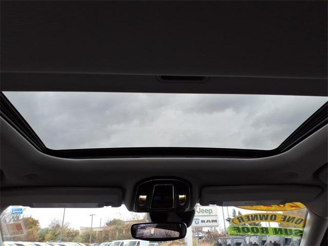 used 2024 Jeep Grand Cherokee car, priced at $32,996