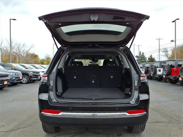 used 2024 Jeep Grand Cherokee car, priced at $32,996