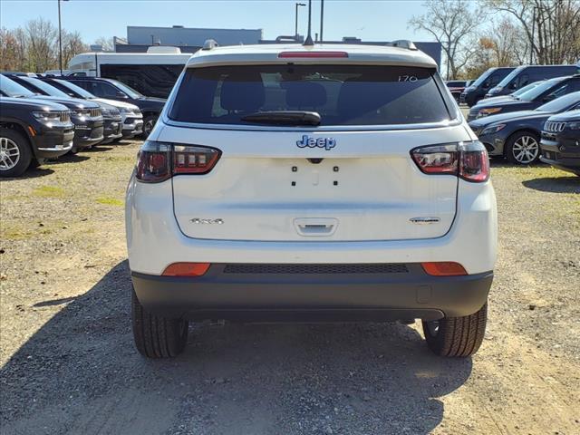 new 2024 Jeep Compass car, priced at $29,297