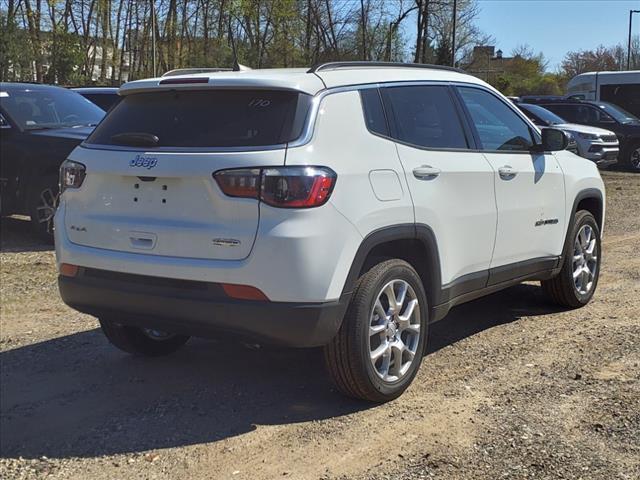 new 2024 Jeep Compass car, priced at $29,297