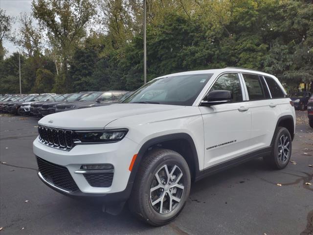 new 2024 Jeep Grand Cherokee car, priced at $42,811