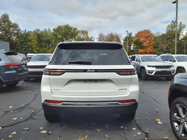 new 2024 Jeep Grand Cherokee car, priced at $42,811