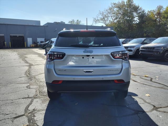 new 2024 Jeep Compass car, priced at $29,091