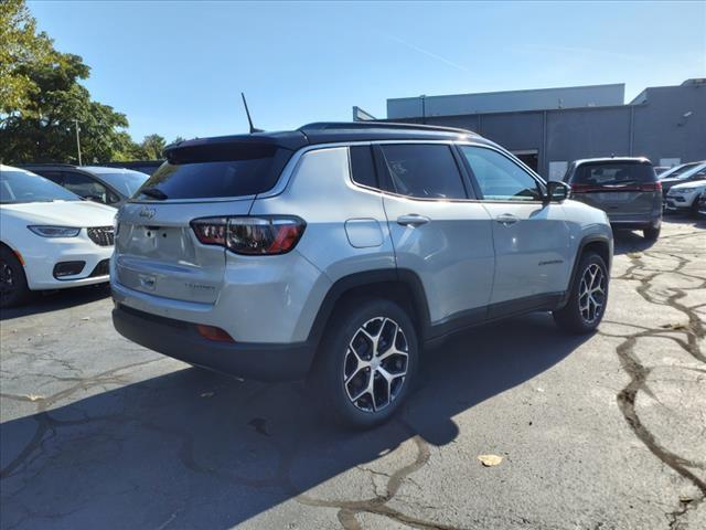 new 2024 Jeep Compass car, priced at $29,091