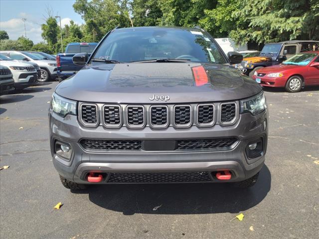 new 2024 Jeep Compass car, priced at $29,274