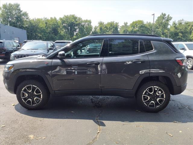 new 2024 Jeep Compass car, priced at $29,274