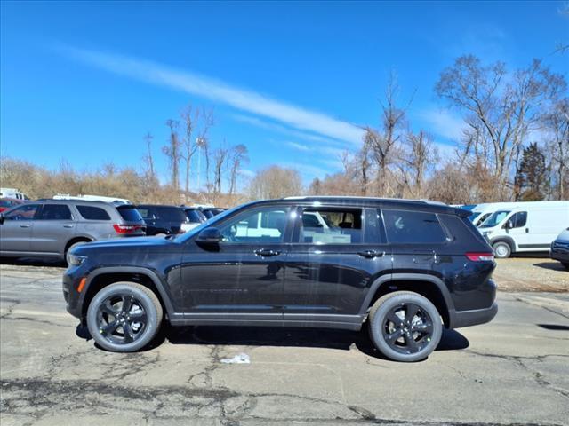 new 2025 Jeep Grand Cherokee L car, priced at $47,544