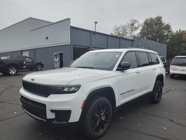 new 2024 Jeep Grand Cherokee L car, priced at $42,939