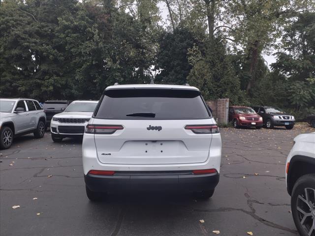 new 2024 Jeep Grand Cherokee L car, priced at $42,939