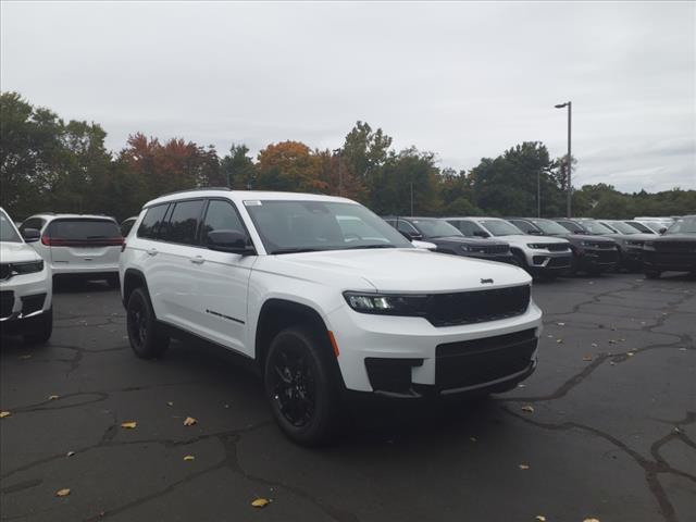 new 2024 Jeep Grand Cherokee L car, priced at $42,939