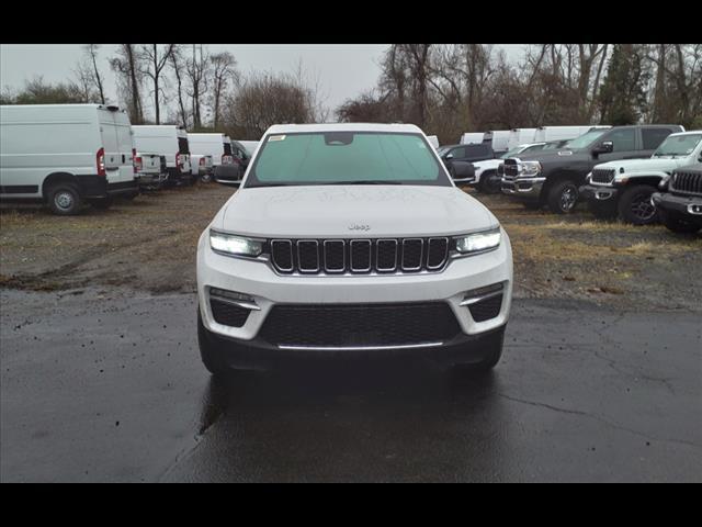 new 2025 Jeep Grand Cherokee car, priced at $41,871