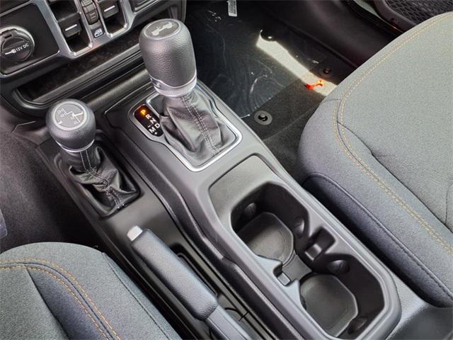 new 2025 Jeep Wrangler car, priced at $47,206