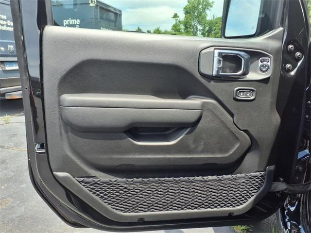 new 2025 Jeep Wrangler car, priced at $47,206