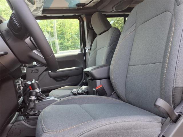 new 2025 Jeep Wrangler car, priced at $47,206