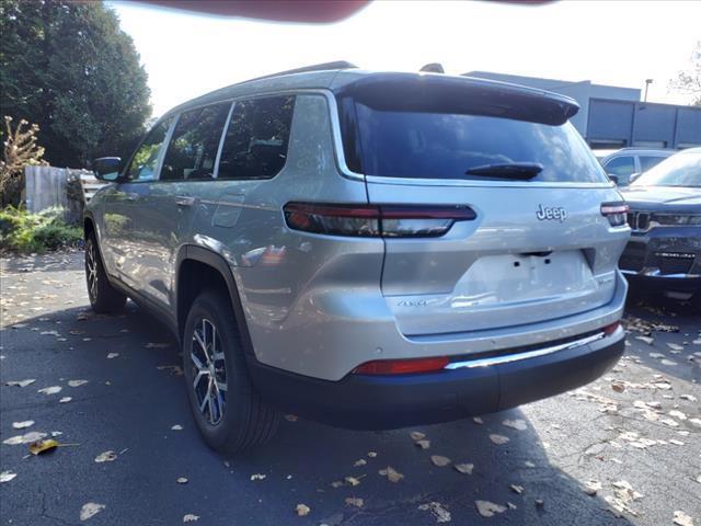 new 2024 Jeep Grand Cherokee L car, priced at $42,944