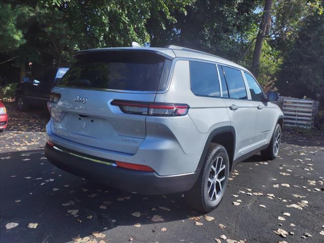 new 2024 Jeep Grand Cherokee L car, priced at $42,944