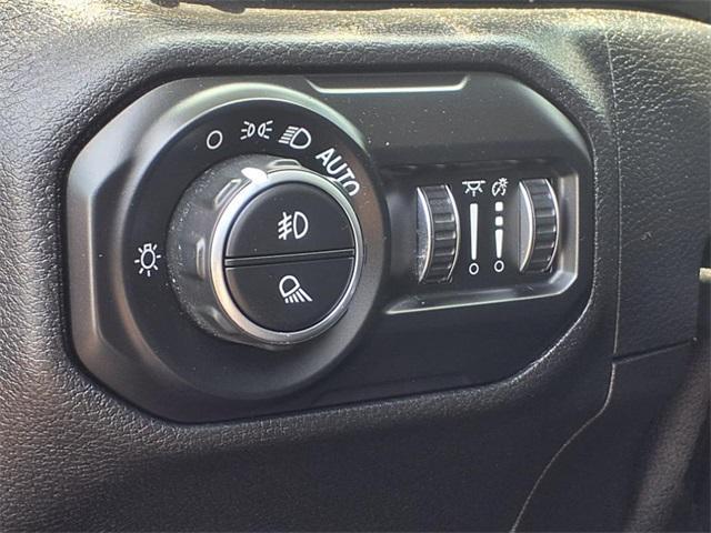 used 2021 Jeep Gladiator car, priced at $33,981