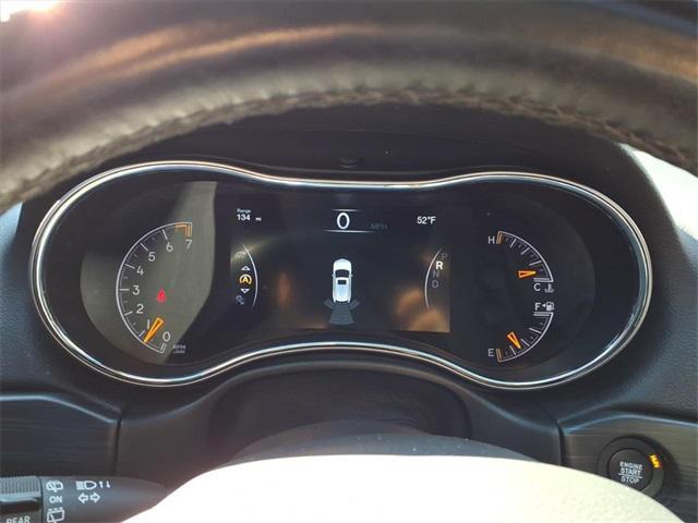 used 2020 Jeep Grand Cherokee car, priced at $25,396